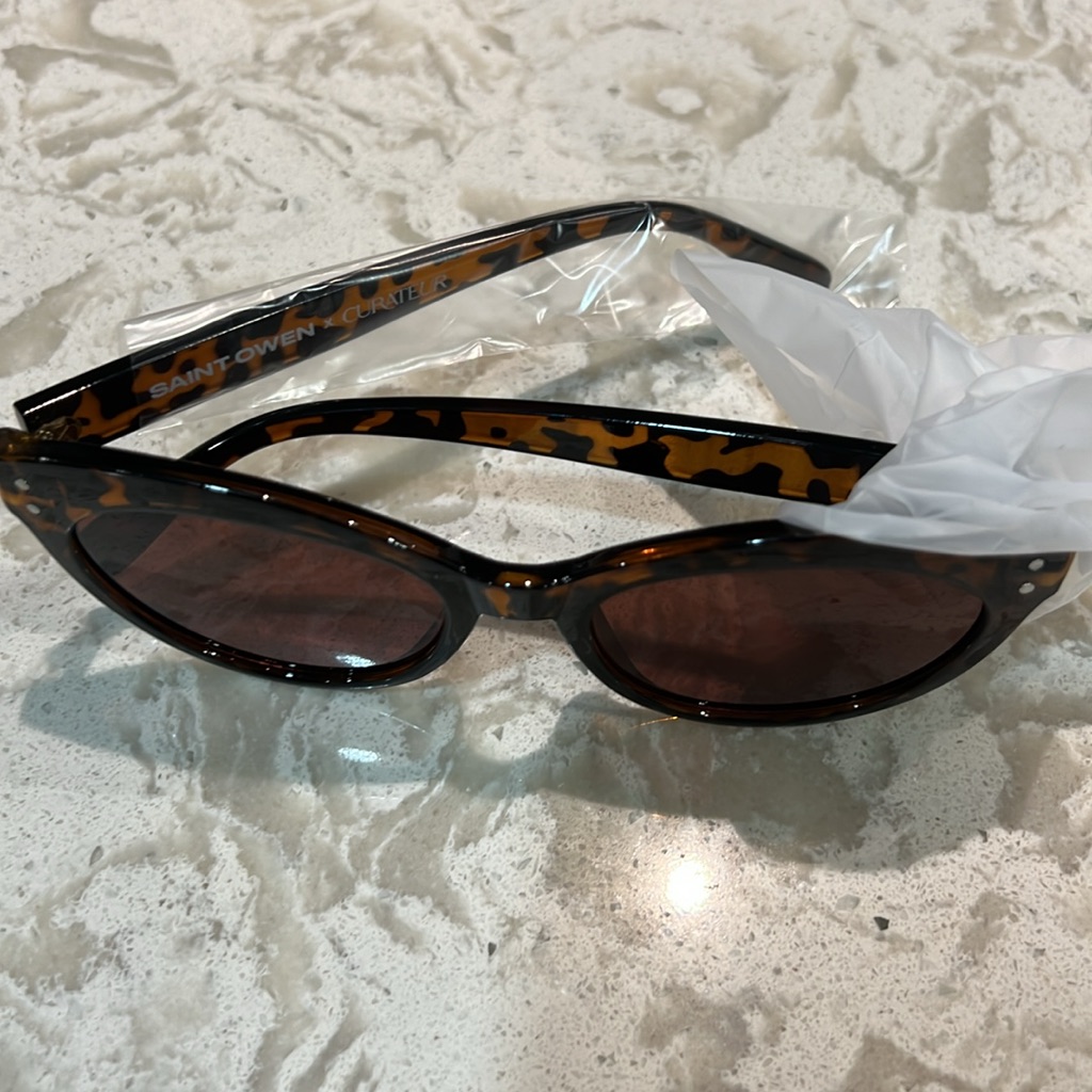 Saint Owen And Curateur Wylde Tortoiseshell Sunglasses Nwt — image 6 of 6